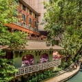 Exploring the Best Waterfront and Riverfront Restaurants in Downtown San Antonio